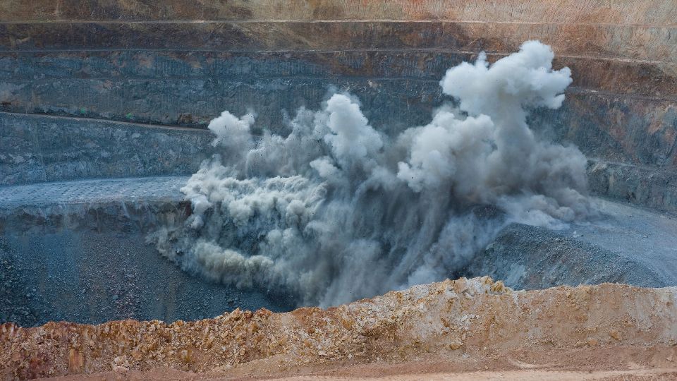 Bomi Drilling & Blasting Services (2)